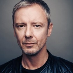 John Simm among 24 Influential Ambassadors supporting Theatres Trust